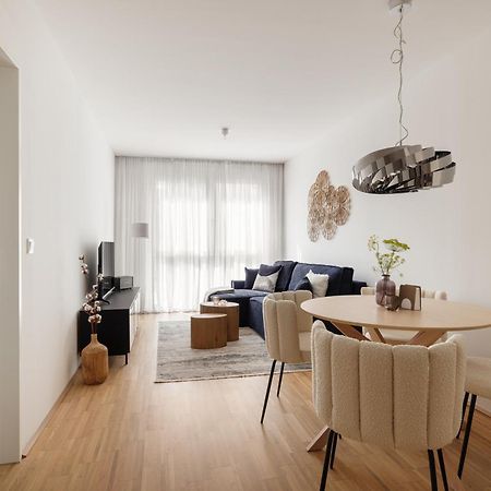 Coho City Apartments Mit Hauseigener Tiefgarage Вена Экстерьер фото