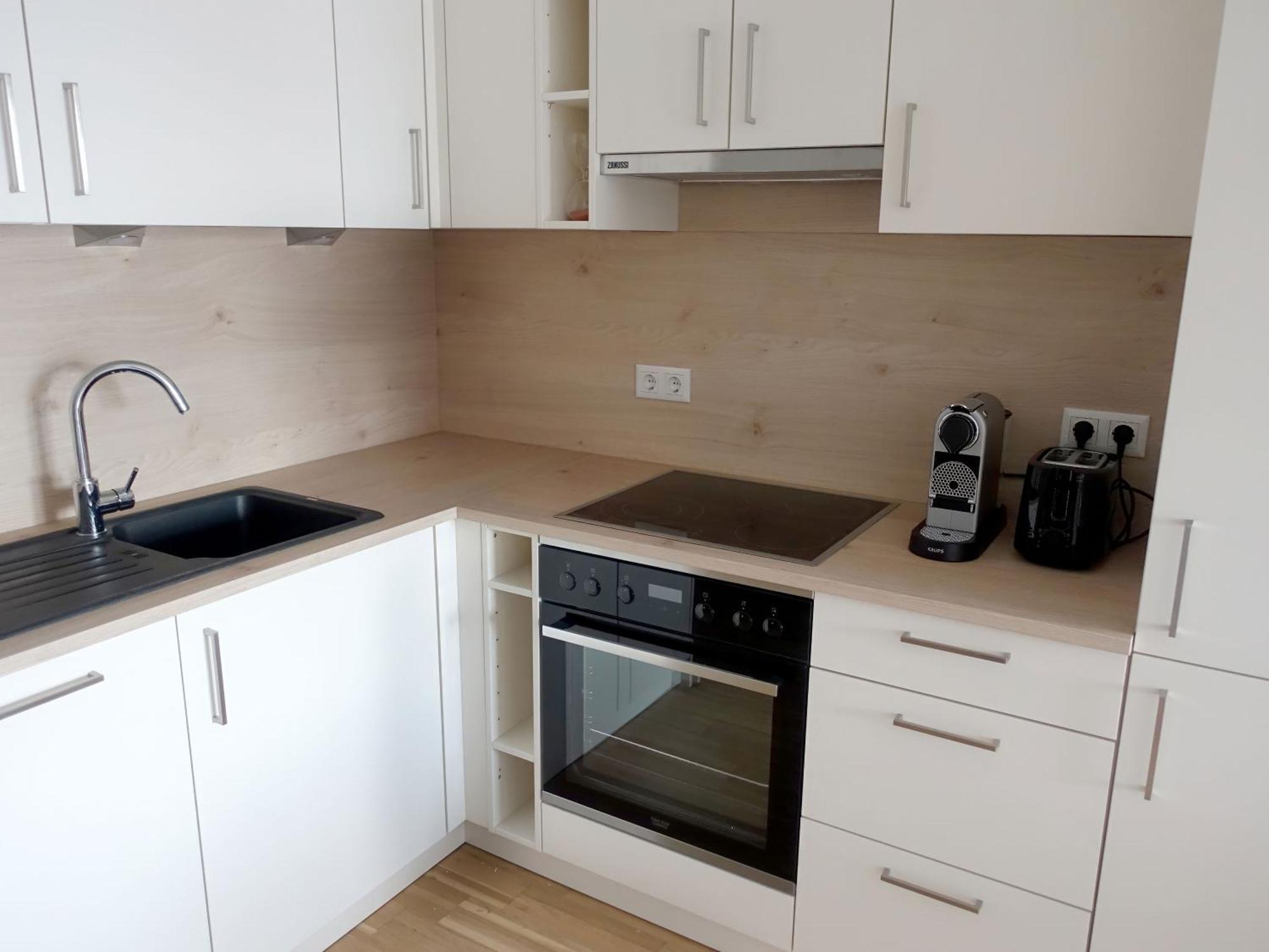 Coho City Apartments Mit Hauseigener Tiefgarage Вена Номер фото