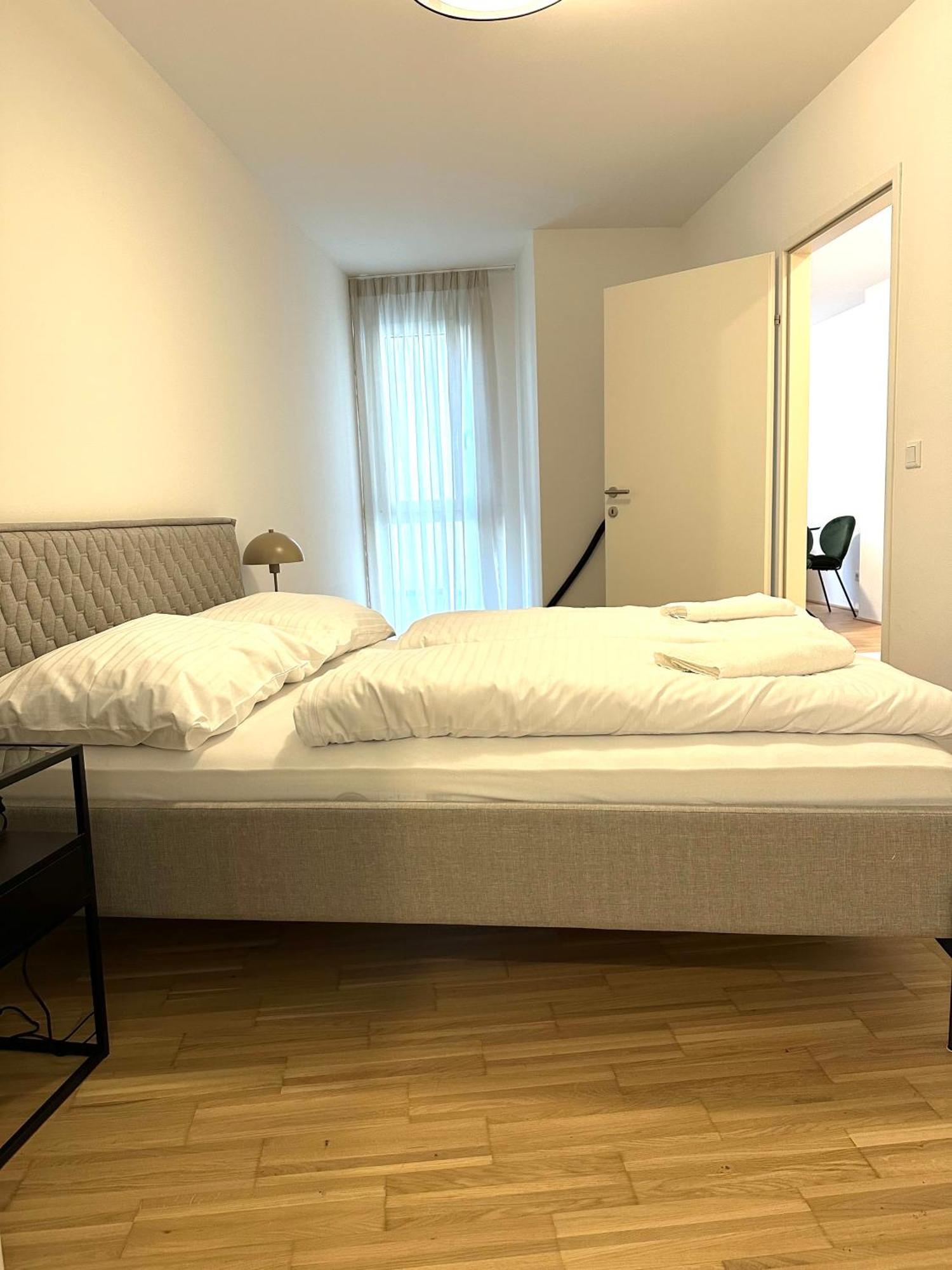Coho City Apartments Mit Hauseigener Tiefgarage Вена Экстерьер фото