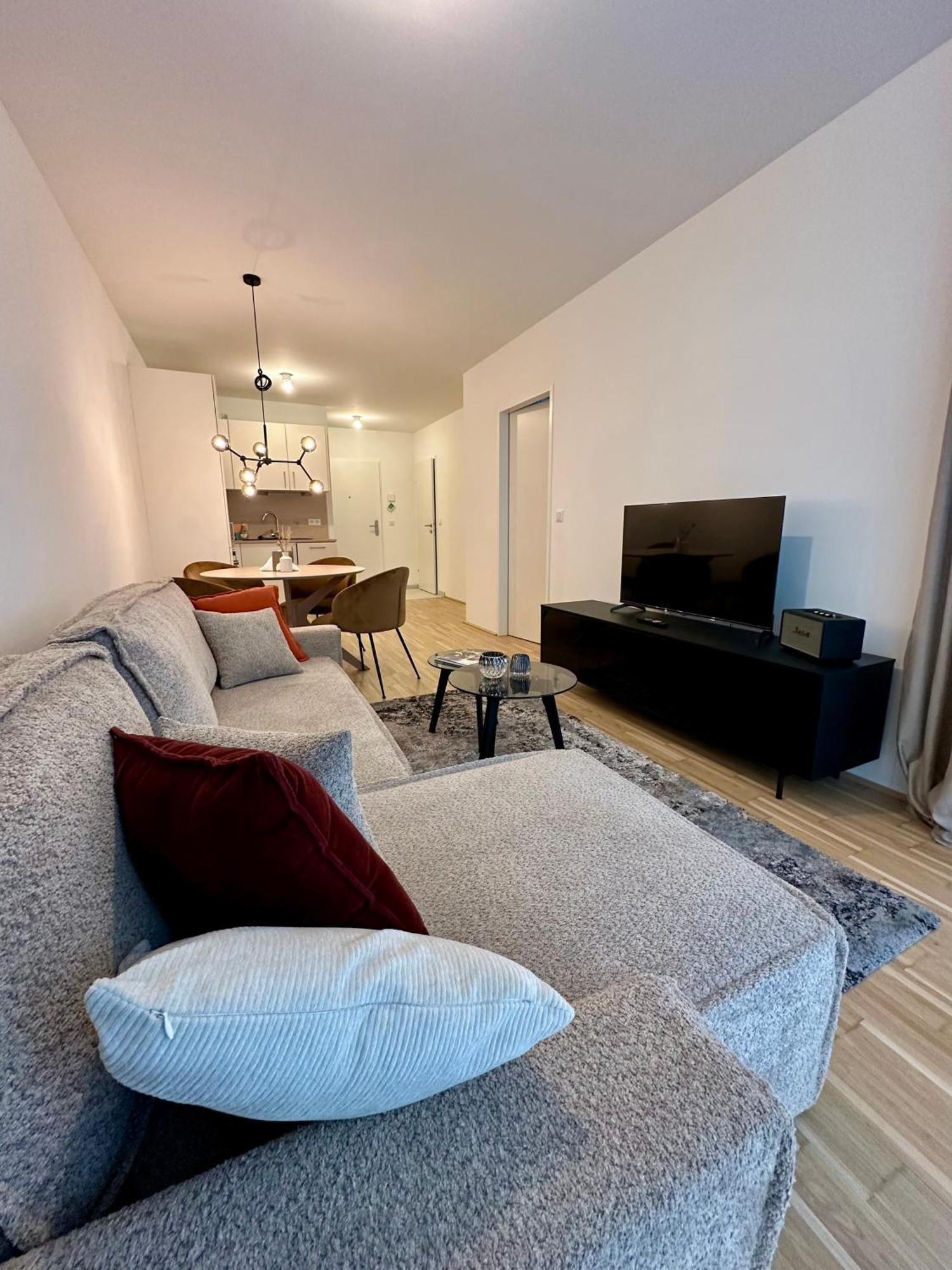 Coho City Apartments Mit Hauseigener Tiefgarage Вена Экстерьер фото