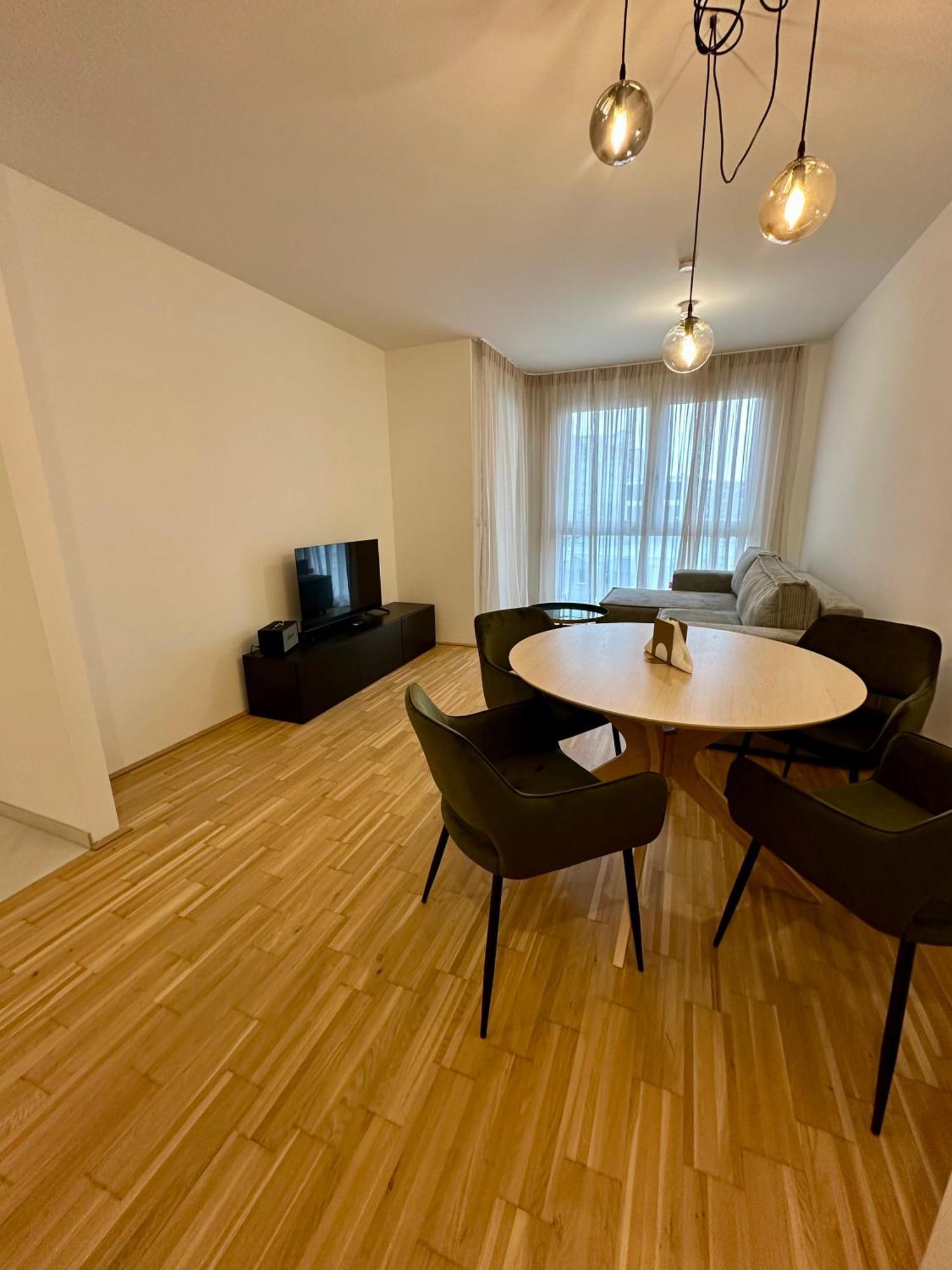Coho City Apartments Mit Hauseigener Tiefgarage Вена Экстерьер фото