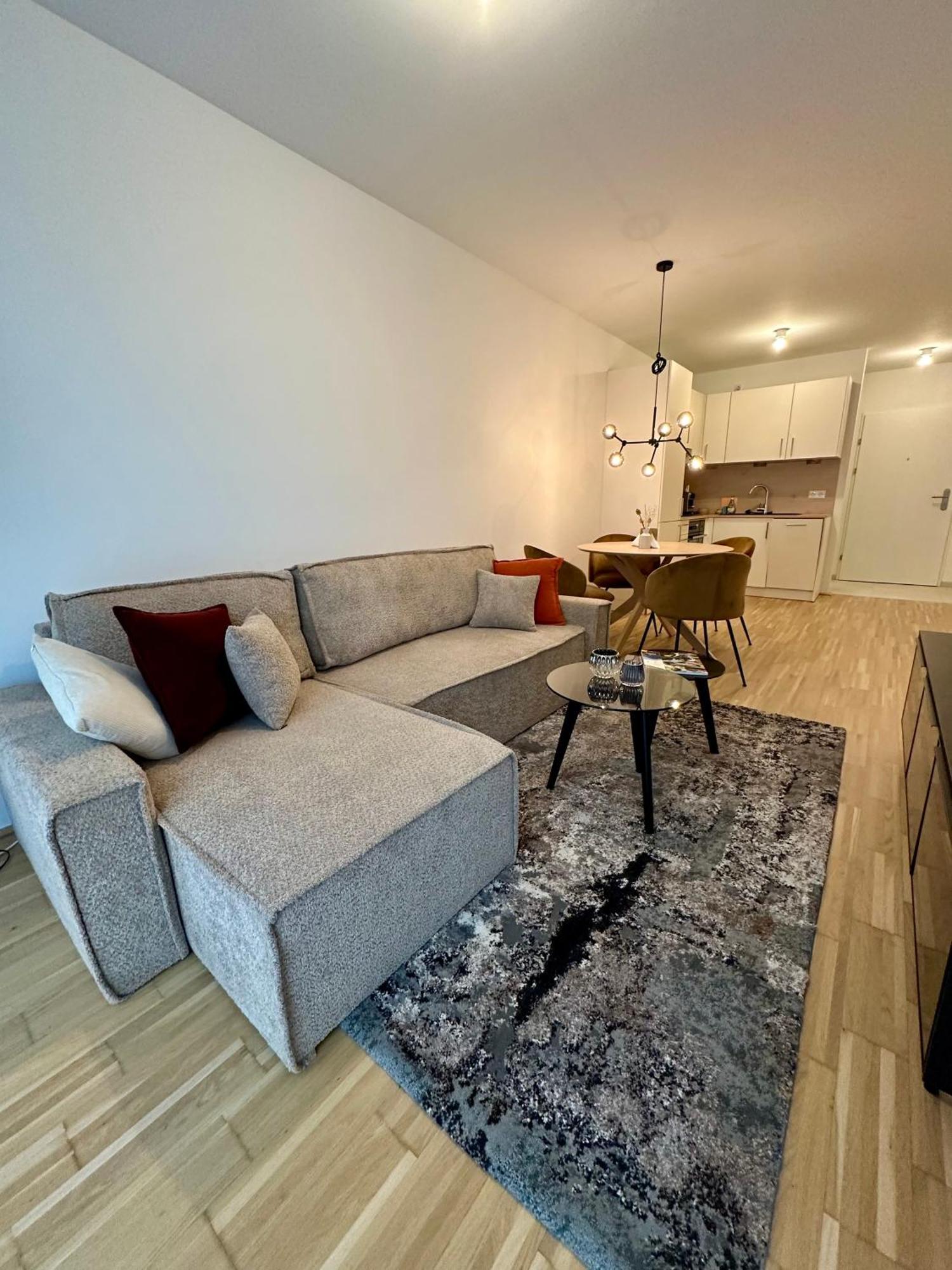 Coho City Apartments Mit Hauseigener Tiefgarage Вена Экстерьер фото