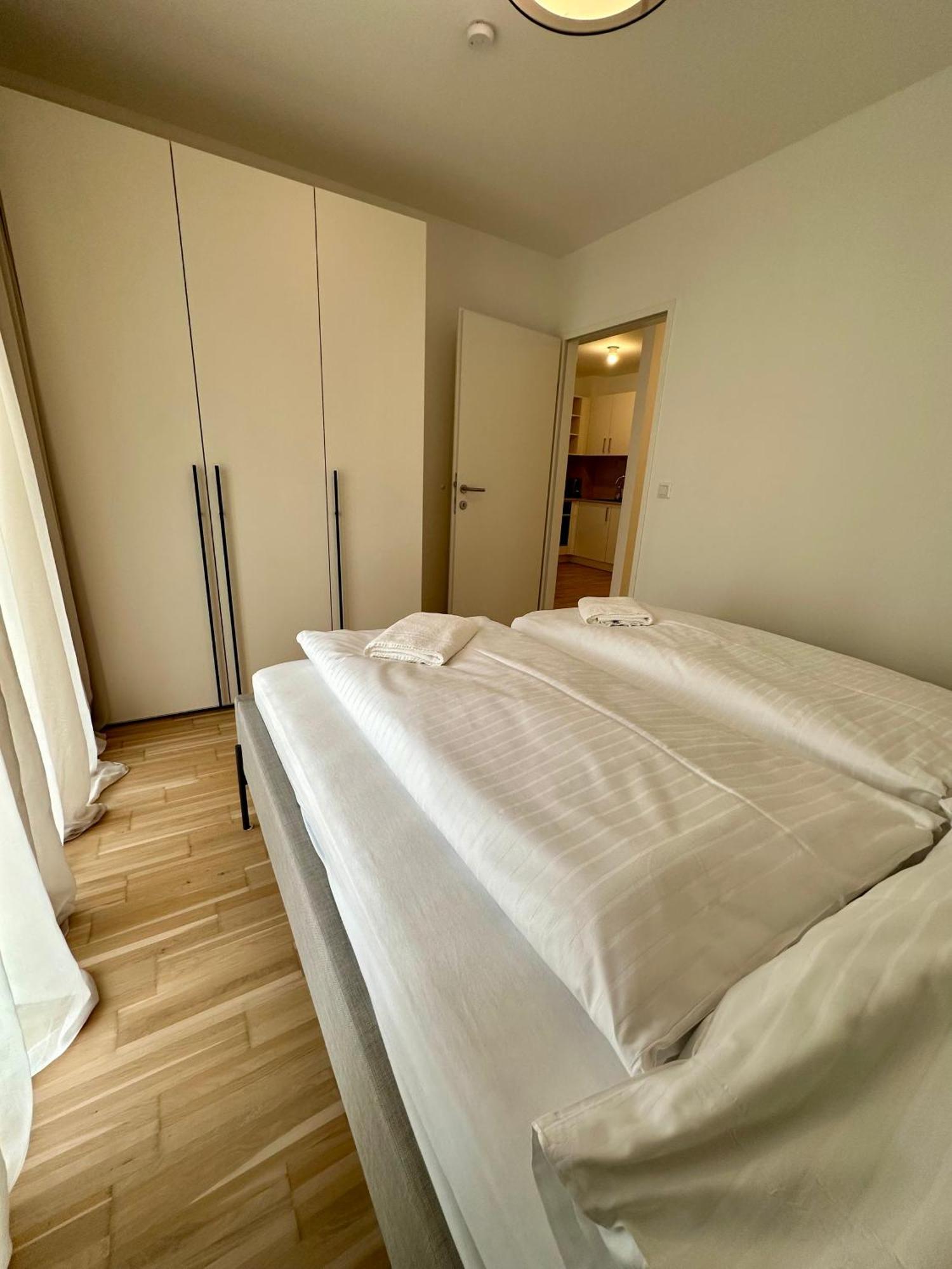 Coho City Apartments Mit Hauseigener Tiefgarage Вена Экстерьер фото